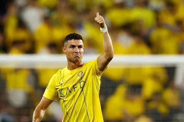 夺冠首场状态出色,FPX观众沸腾!,C罗重返赛场比赛高潮迭起的简单介绍 夺冠首场状态出色,FPX观众沸腾!,C罗重返赛场比赛高潮迭起的简单介绍