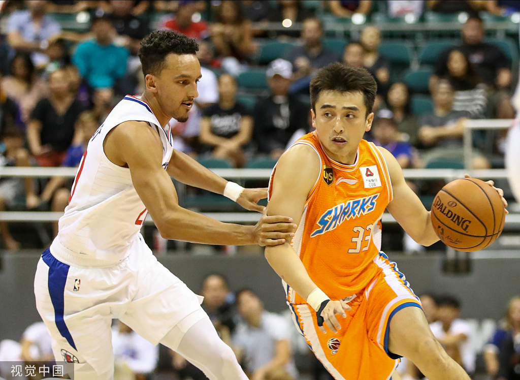  荷甲赛程吃紧，江苏男篮关键战状态回暖，压力陡增，轮换策略被讨论