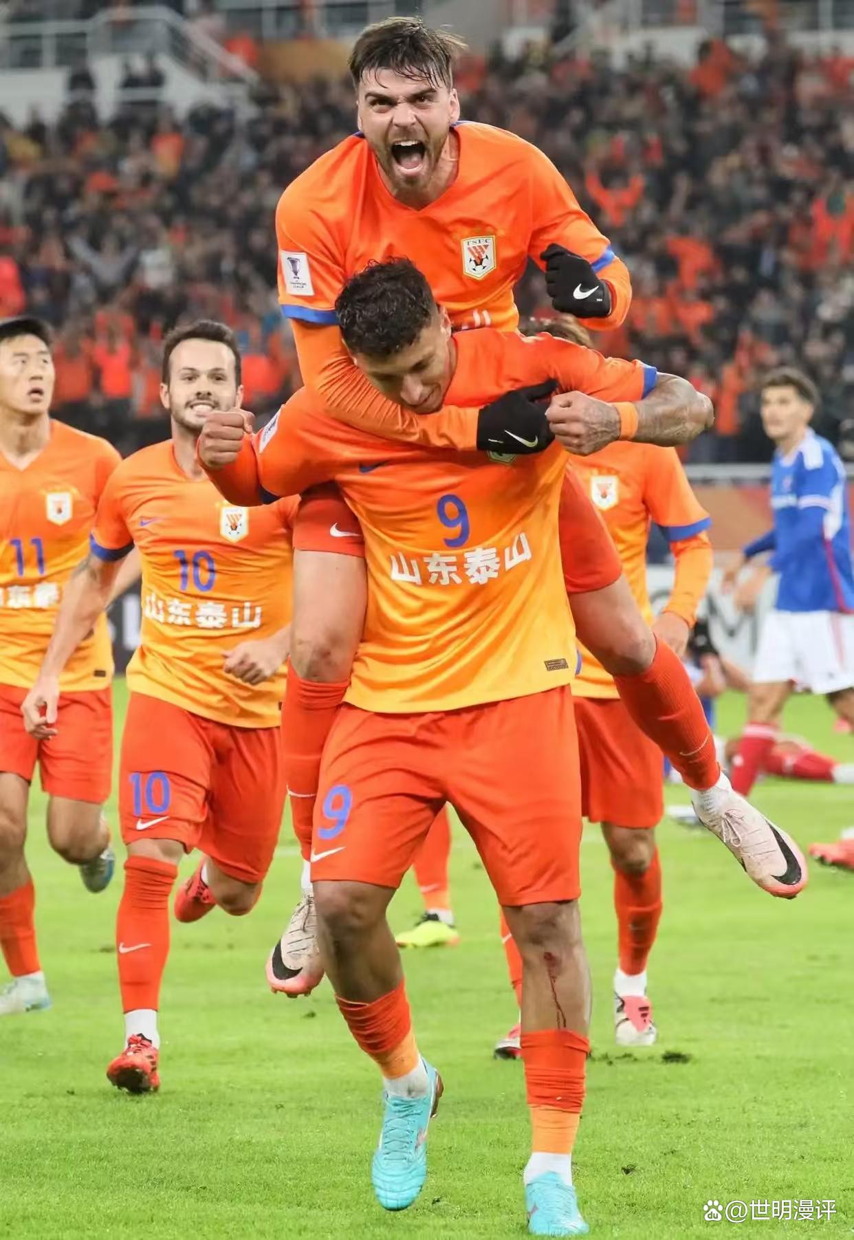 包含足球大奖赛掀起高潮，海滨雷豹队翻盘燕山雄狮队，战至最后一刻——细节处理更胜一筹的词条