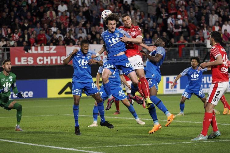 法国杯今晚再迎强敌；上海海港刷新队史纪录；主帅态度——底气十足；年轻球员得到机会的简单介绍