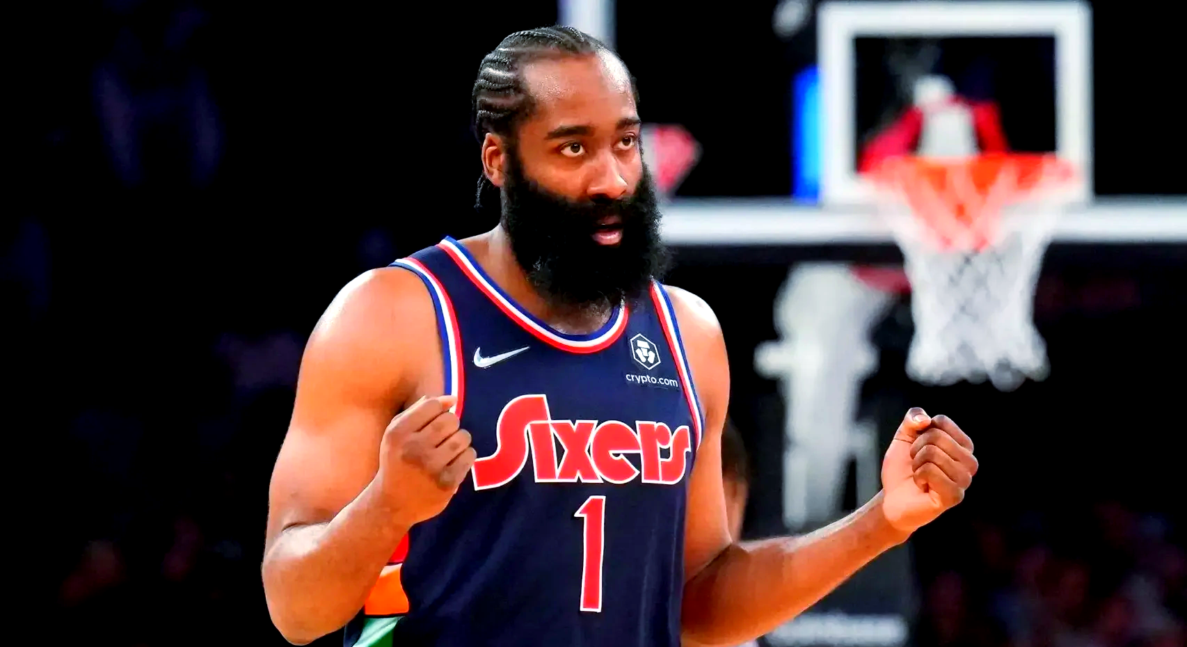 亚博体育-关于哈登回归赛场，出色防守首场状态亮眼，拜仁观众沸腾！的信息