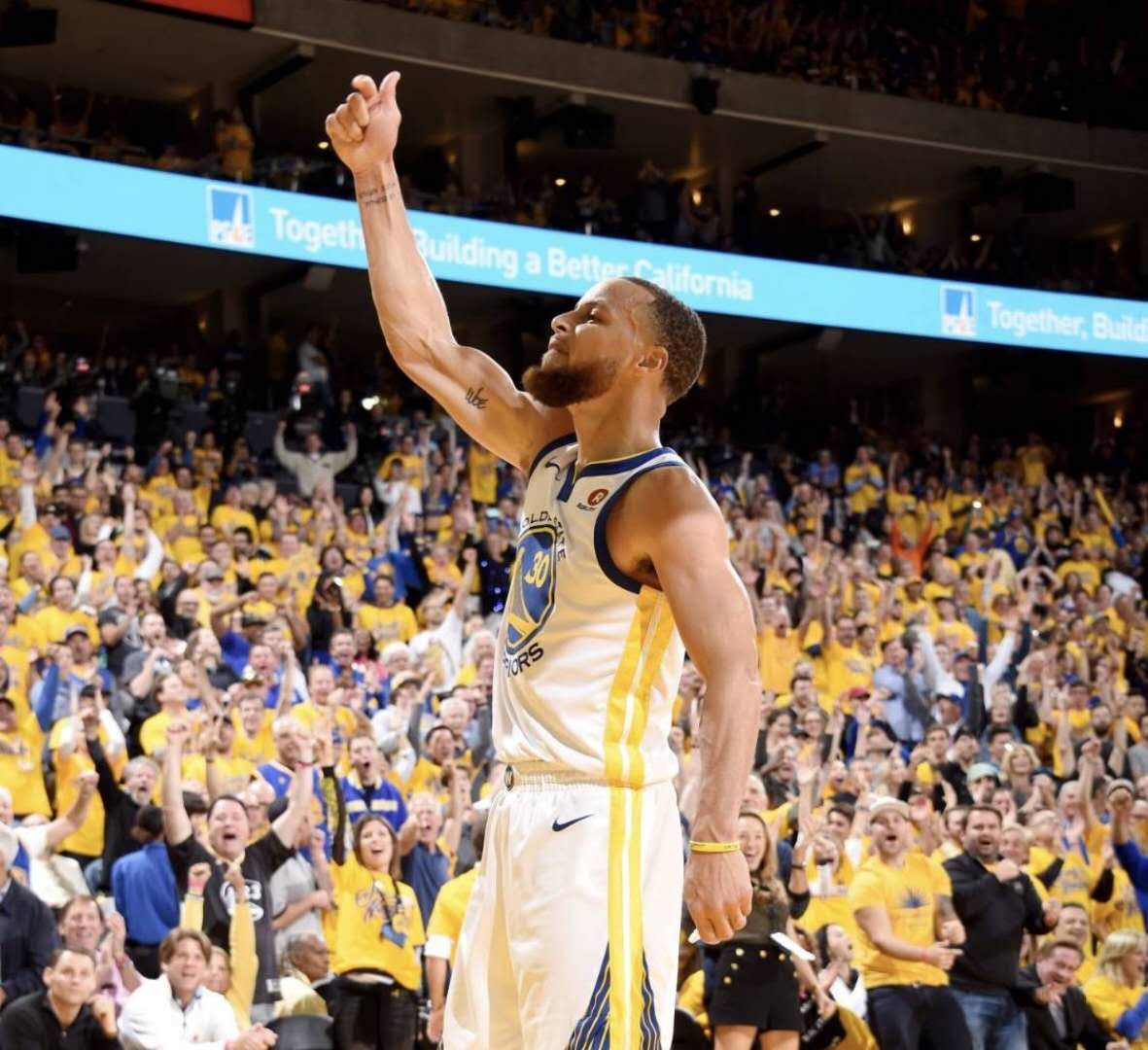 YABO-Uzi在勇士比赛中战术调整，回归赛场引发热议！的简单介绍