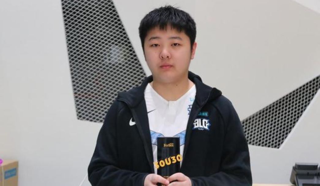 YABO-凯恩新星高光表现表现惊艳，TES未来可期！的简单介绍