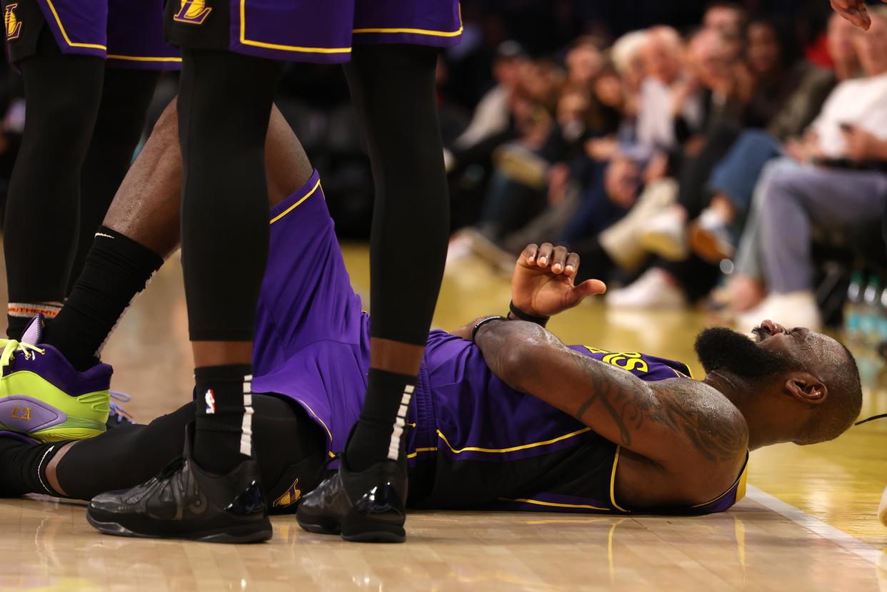 YABO- 詹姆斯遭遇二十连败,巴塞罗那教练面临压力了吗 